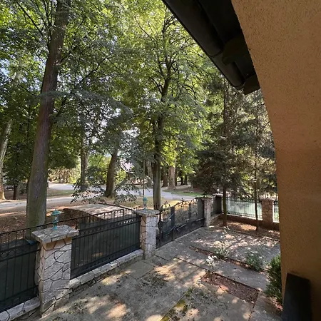 Emina Villa
